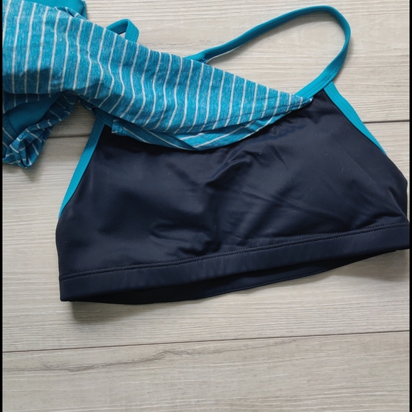 Nike tankini with built in bra - Picture 5 of 6